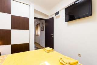 Апартаменты Sea Oasis Apartments - Milosevic Тиват Номер-студио с террасой-3