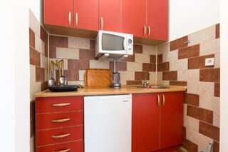 Апартаменты Sea Oasis Apartments - Milosevic Тиват Номер-студио с балконом и видом на море-9